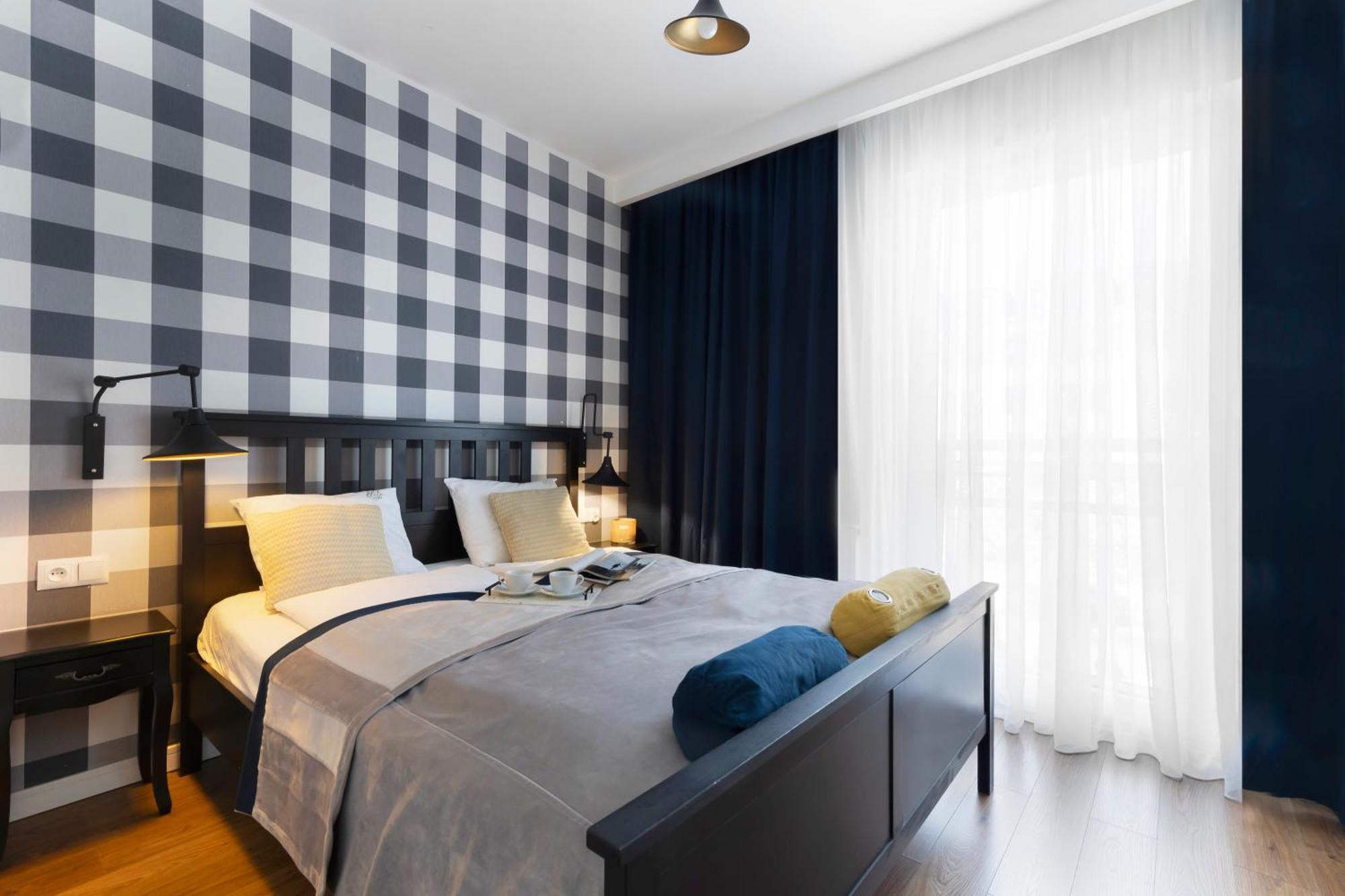 Elite Downtown Premium Danzig